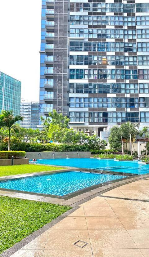Uptown Parksuites Taguig Zewnętrze zdjęcie